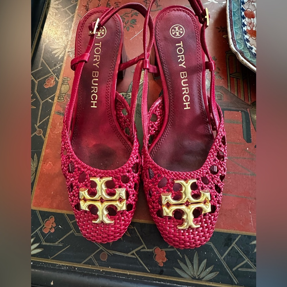 Tory Burch red woven leather block heel slingbacks size 9